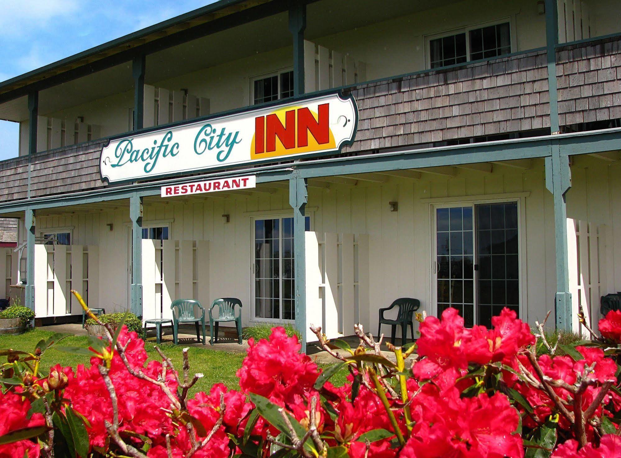Pacific City Inn Buitenkant foto