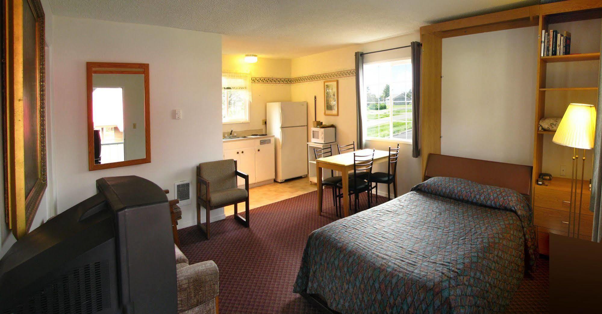 Pacific City Inn Buitenkant foto